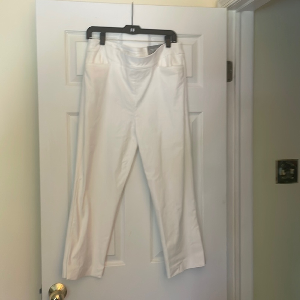 Chico’s white crops with a stretch and slimming. Size 12